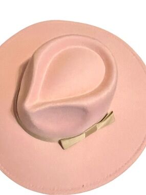 Francesca's Collections Blush Pink Felt Wide Brim Hat with Cream Bow